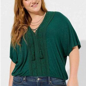 Torrid Textured Jersey Lace Dolman Top Women's Size 14/16 NWT